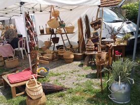 Expositions d'objets en osier