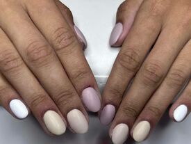Ongles vernis blanc Instant Beauty